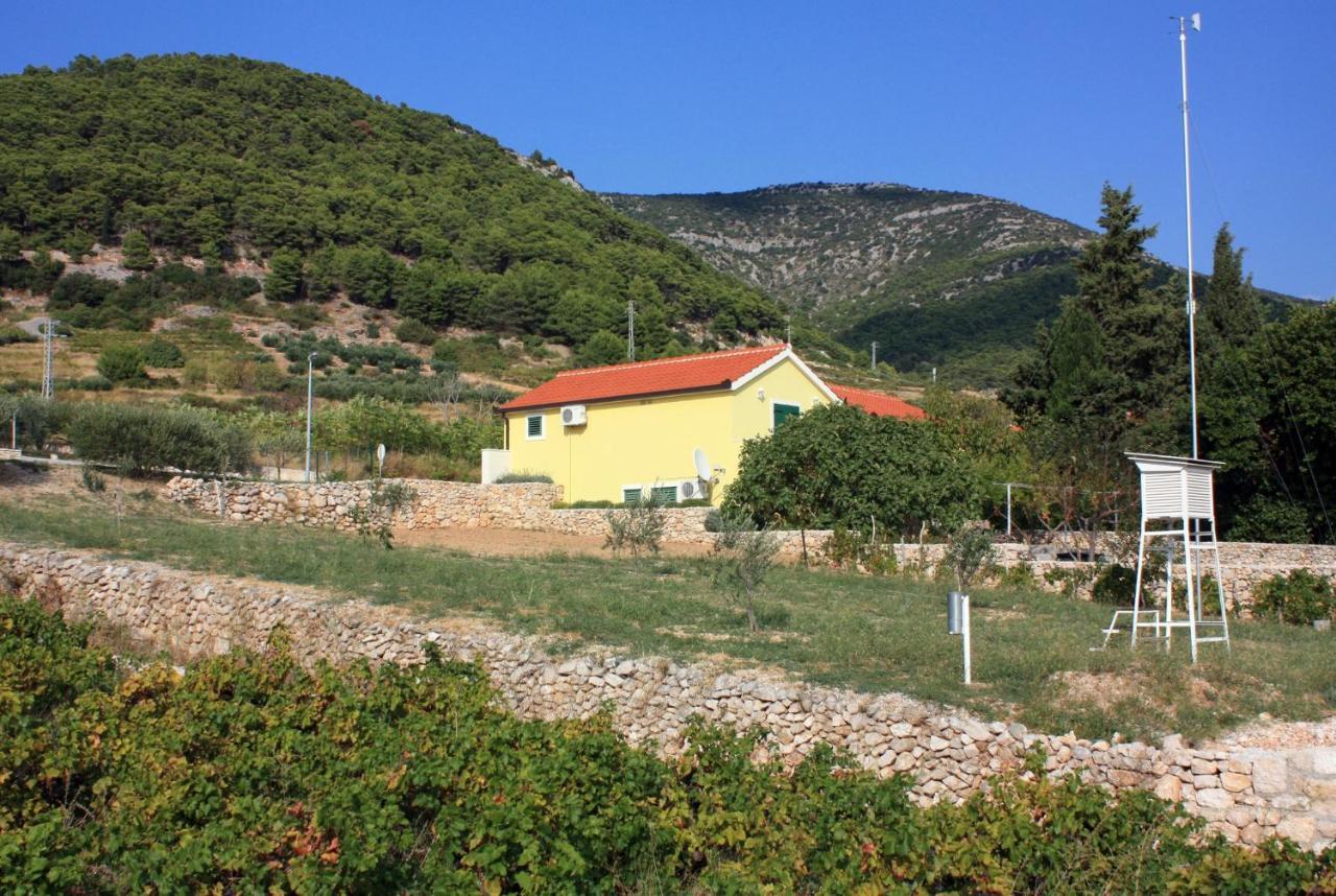 With A Parking Space Bol, Brac - 5642 Appartement